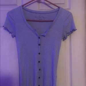 Hollister tee